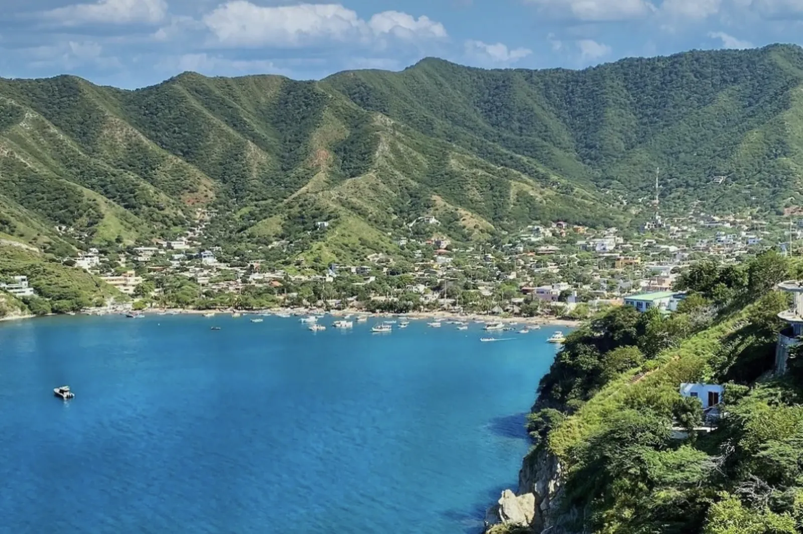 La bahía de Taganga vista desde el mirador